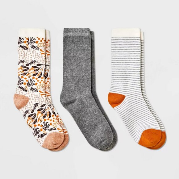 a new day Accessories - Women's Floral Print 3pk Crew Socks - A New Day™ Ivory/Gray 4-10